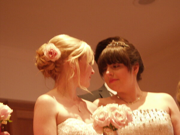 Rachael (left) and Zoe (right)